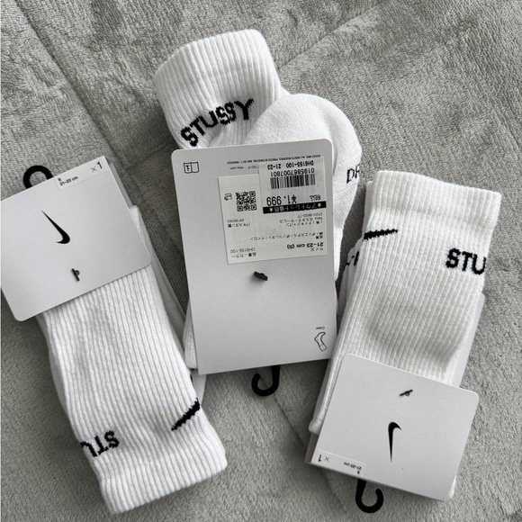 Nike x Stussy Crew Socks - Picture 1 of 2